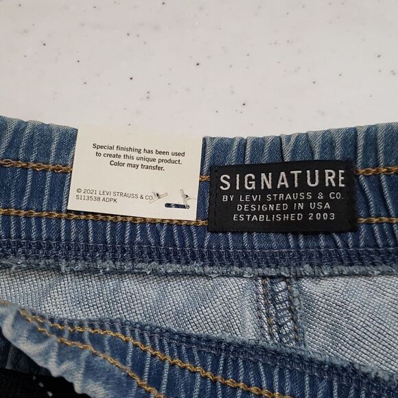 NWT Boys Signature Levi's GOLD Pull-On Shorts Sz S - Picture 3 of 6